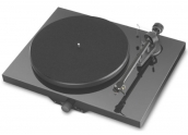 Project Juke Box Giradiscos manual. Capsula Ortofon OM5, Previo de fono y amplif
